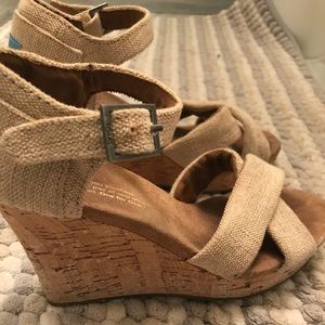 Toms Summer Cork Wedges